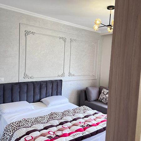 Experience New Bazaar Apartment 01 Τίρανα Εξωτερικό φωτογραφία