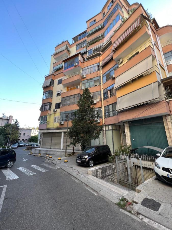 Experience New Bazaar Apartment 01 Τίρανα Εξωτερικό φωτογραφία